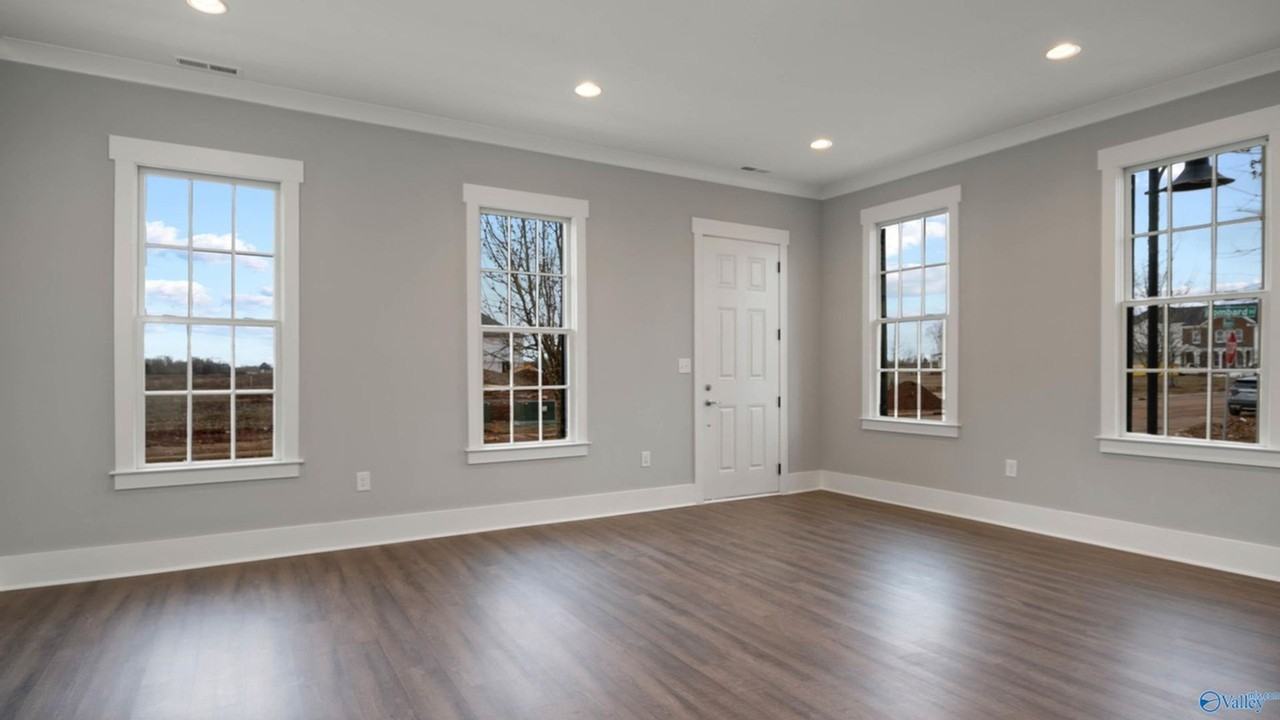 194 Kearny St - Photo 3 of 16