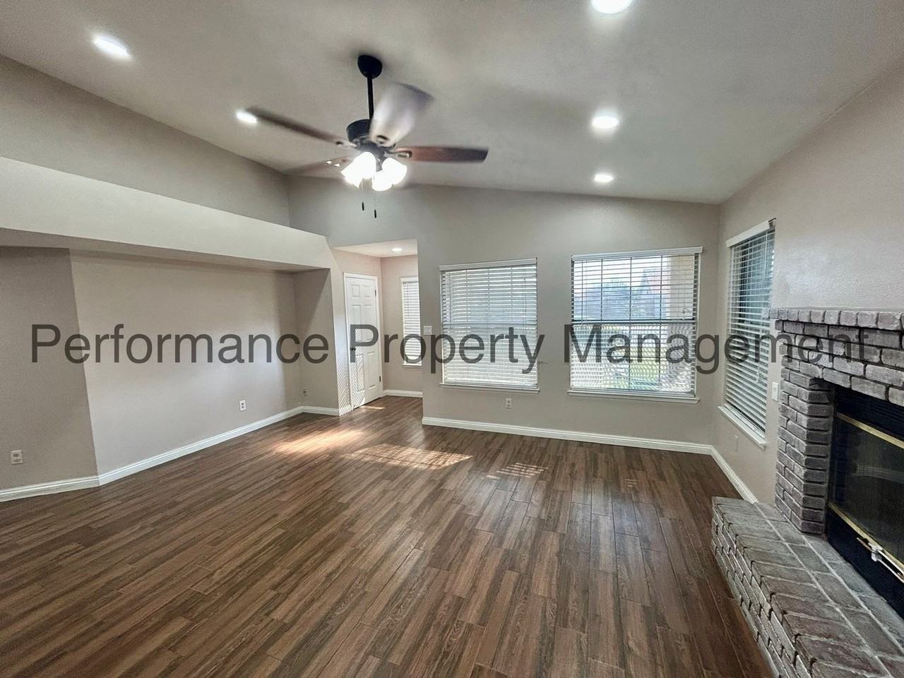 14300 San Jose Ave - Photo 2 of 20