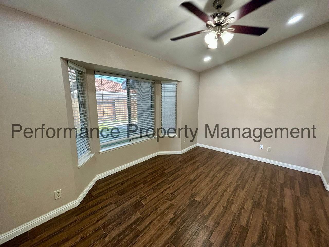 14300 San Jose Ave - Photo 4 of 20