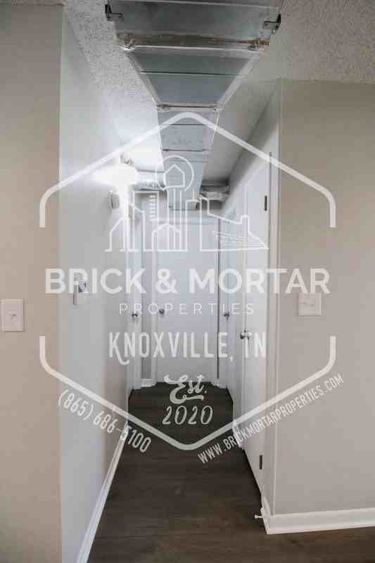 1015 Clendenen Rd - Photo 6 of 13