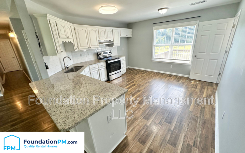 1557 Appleberry Rd - Photo 3 of 16
