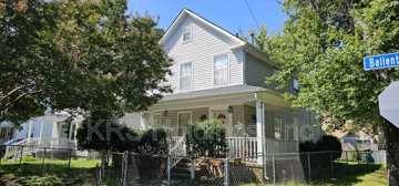 featured image of 2649 Ballentine Blvd