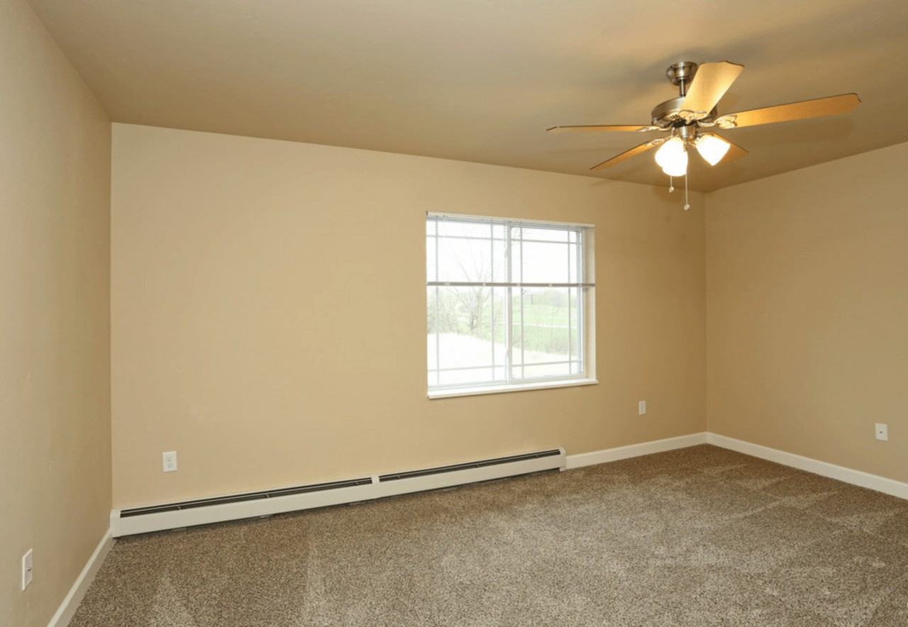 Rock Creek Apartments - Photo 6 of 19