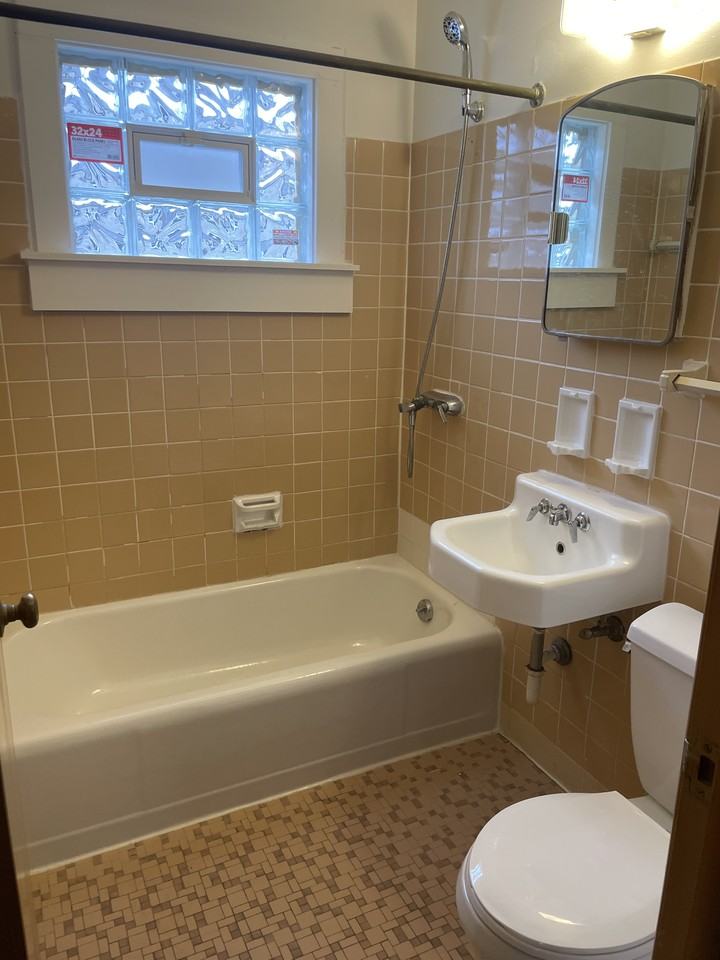 5425-35 W. Forest Home - Photo 2 of 5