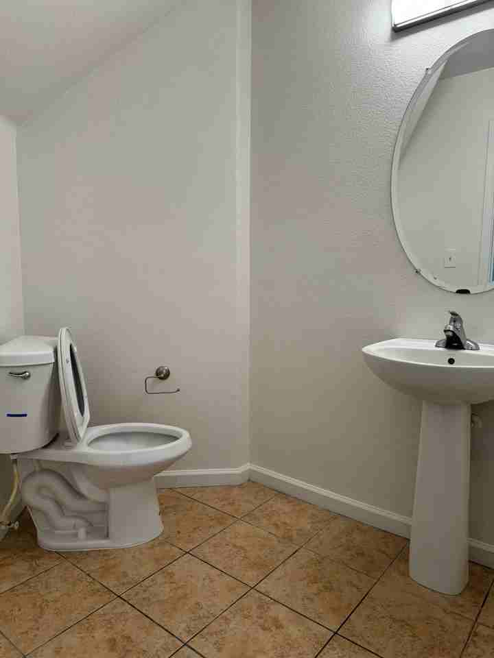 163 Gibson Ave #NA - Photo 7 of 13