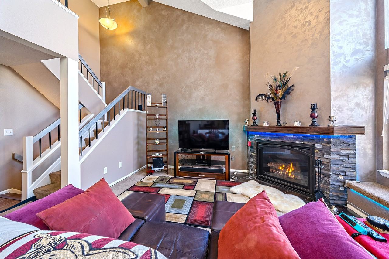 5861 W Atlantic Pl - Photo 3 of 50