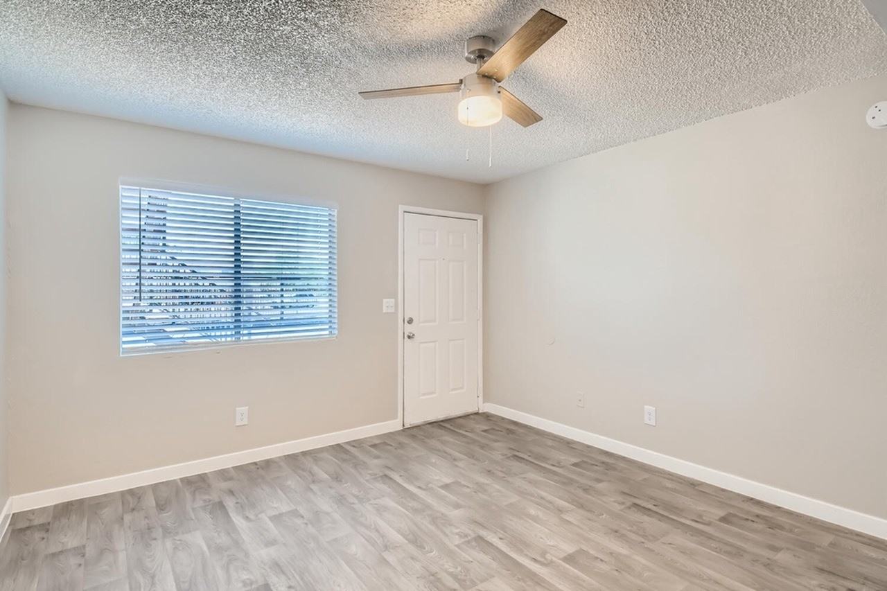 Rise Broadway - Photo 5 of 50