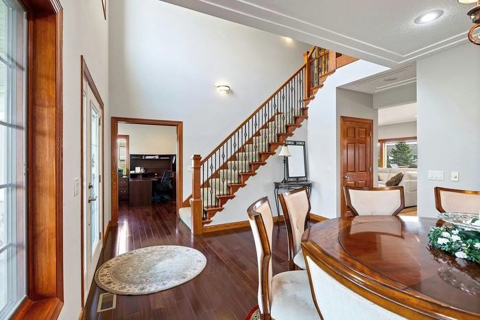 1743 Sandbar Cir - Photo 3 of 37