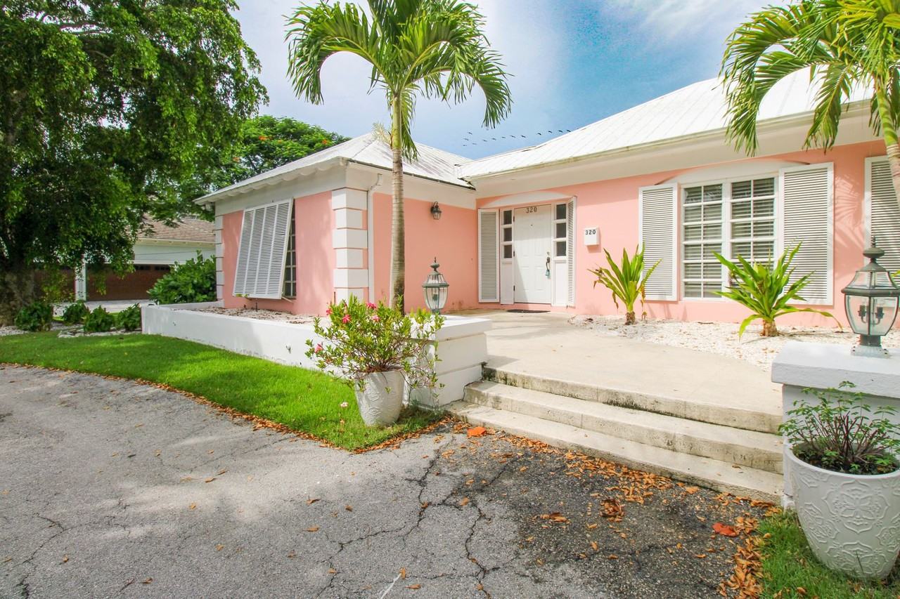 320 Gulf Shore Blvd S - Photo 6 of 50