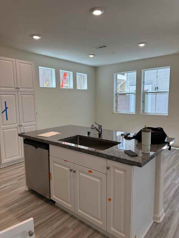 4047 Summer Way - Photo 4 of 9