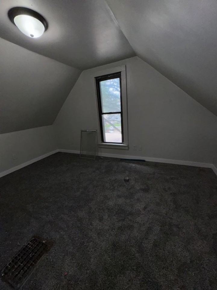 1418 N Main Ave - Photo 2 of 7