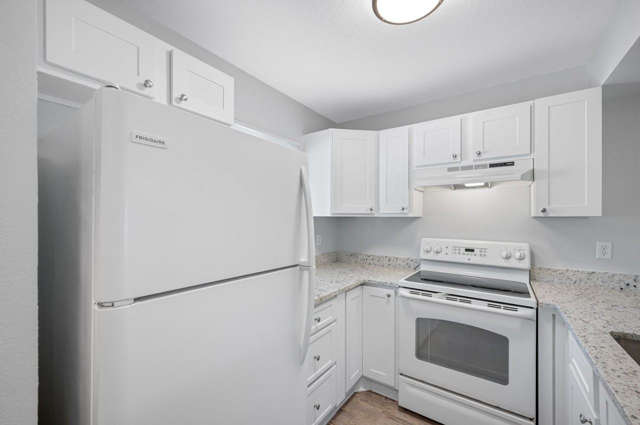Talia Condo - Photo 3 of 37