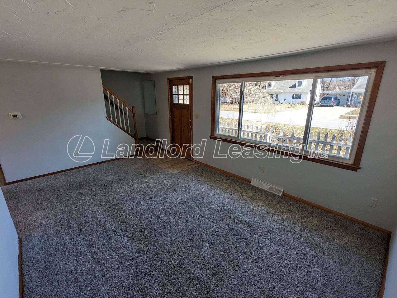 535 Irving Park Blvd - Photo 3 of 18