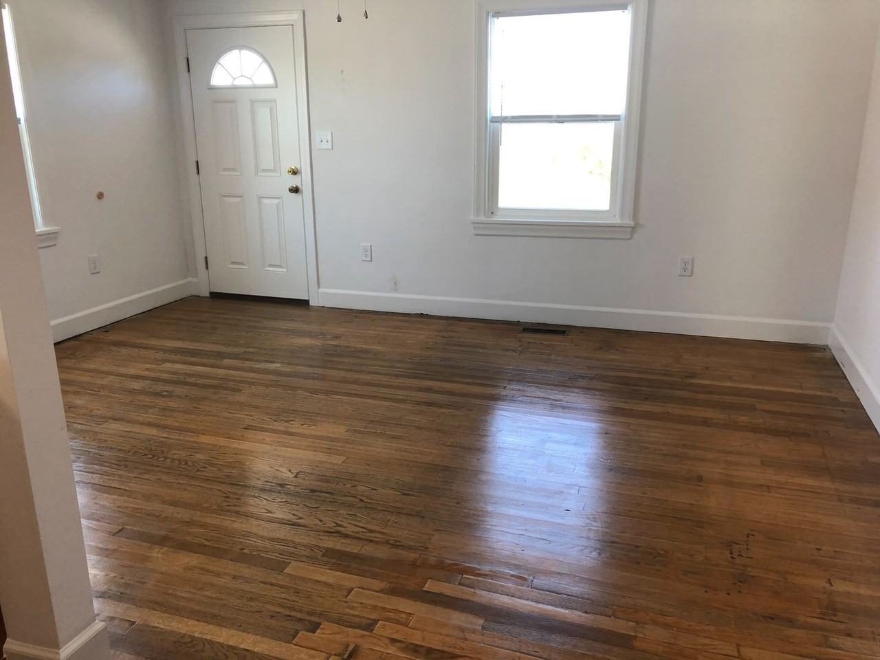 Phlegar Apartments - Photo 2 of 6