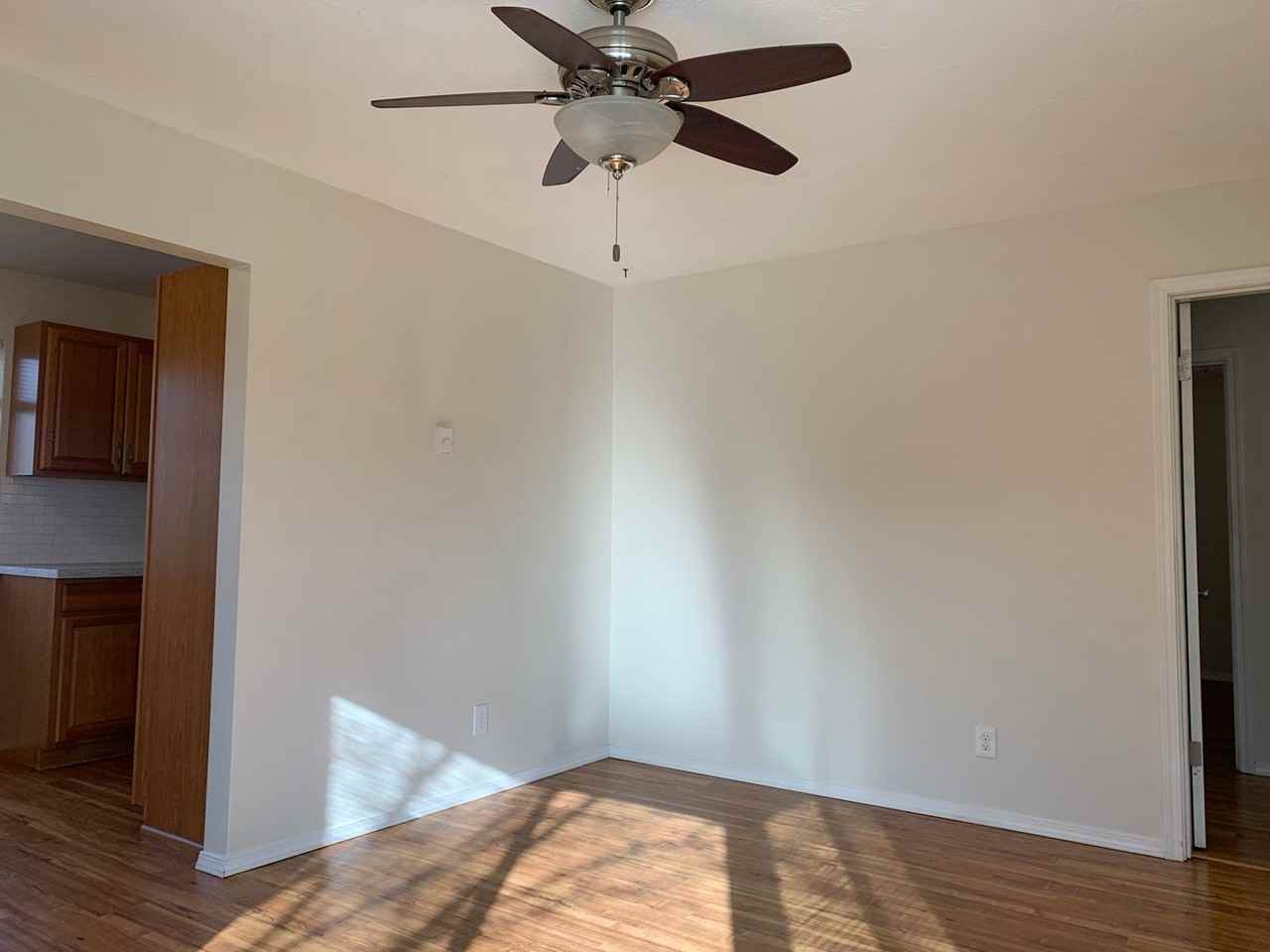 1123-1125 10th Ave - Photo 3 of 13