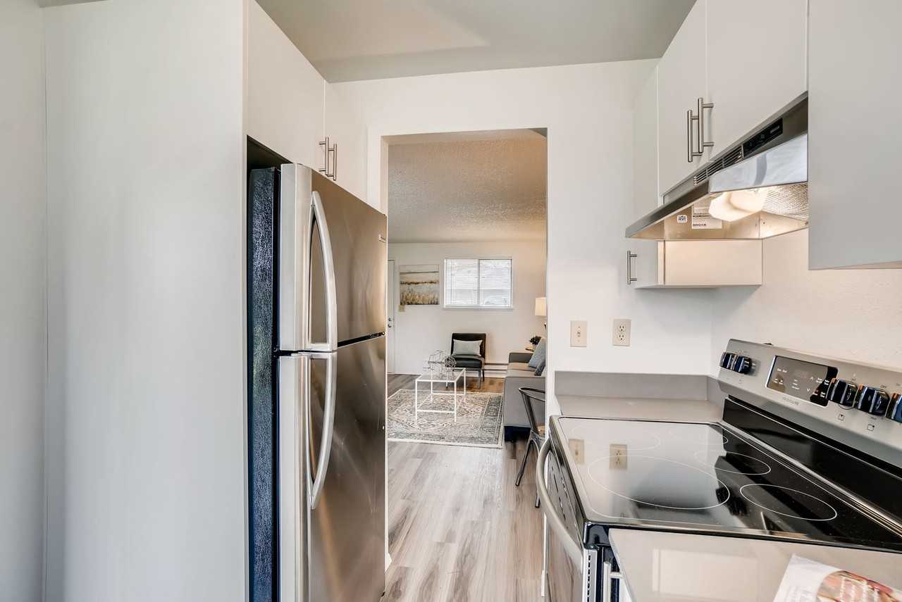 2701 K St Ne - Photo 2 of 7