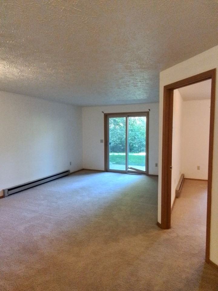 719 S Church Ave #13 - Photo 7 of 14