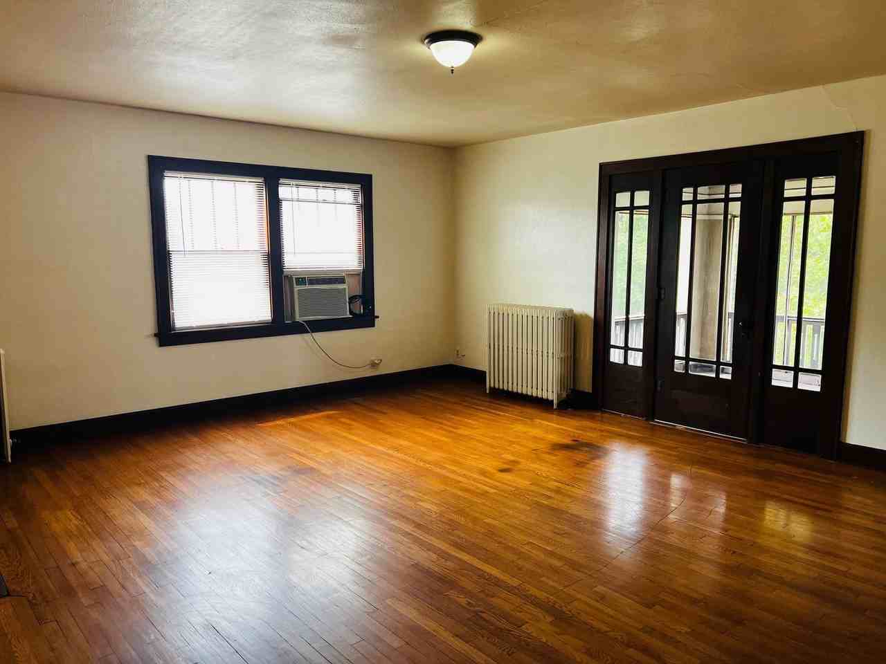 511 N Adams St #3 - Photo 3 of 8