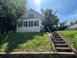 featured image of 1614 13th Ave