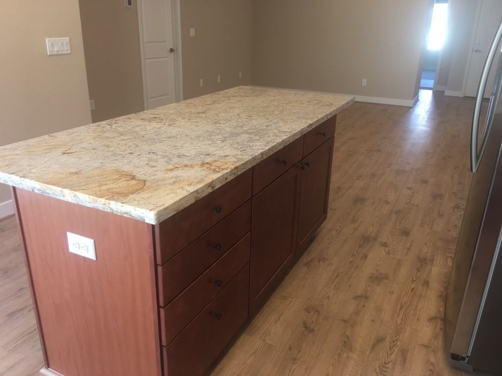 1205 Wild Oak Ct - Photo 3 of 18