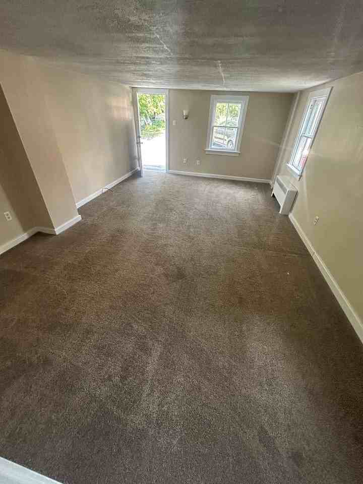 7 Sherman Ave - Photo 4 of 18