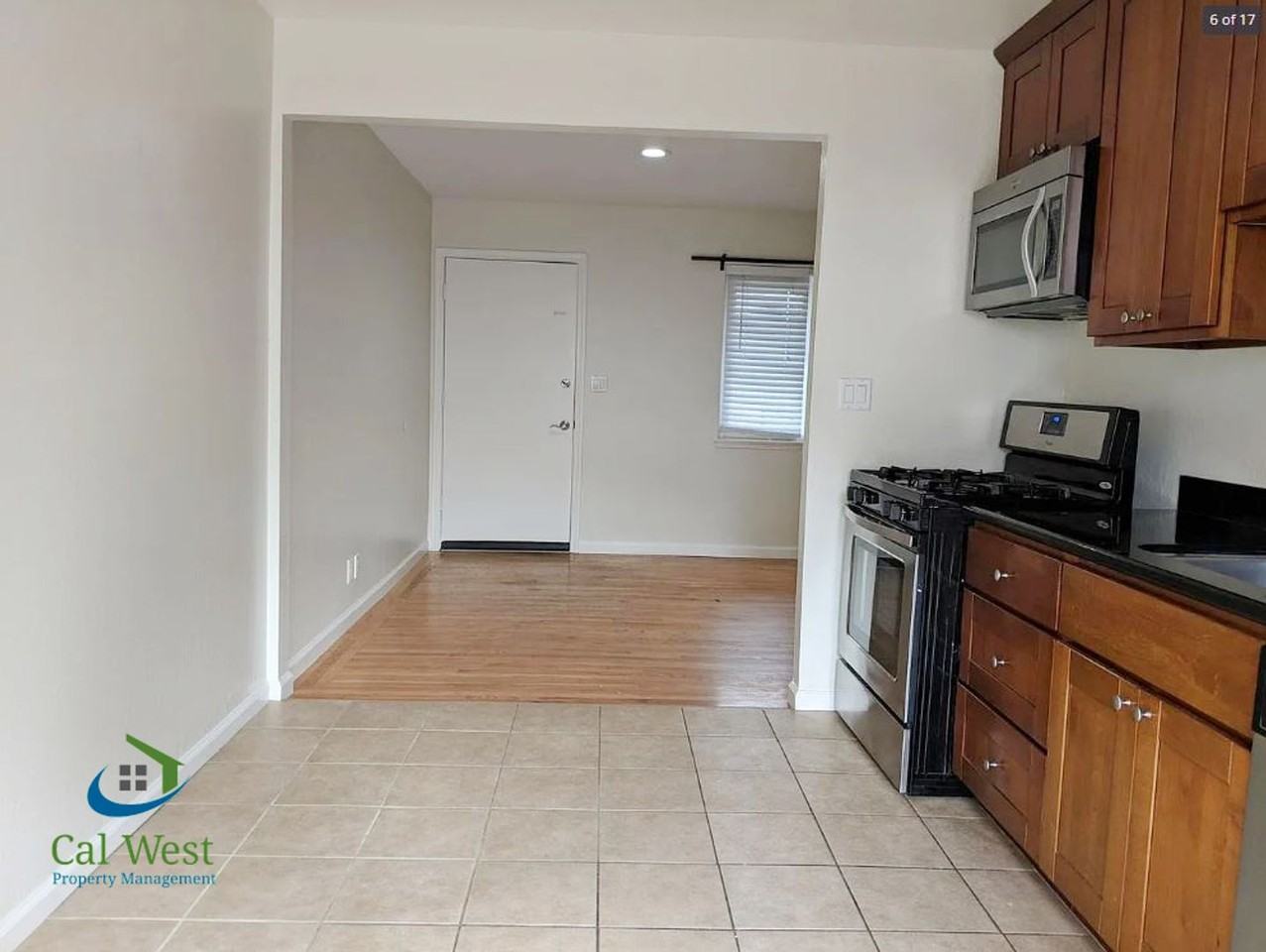 400 Tyrella Avenue - Photo 3 of 16