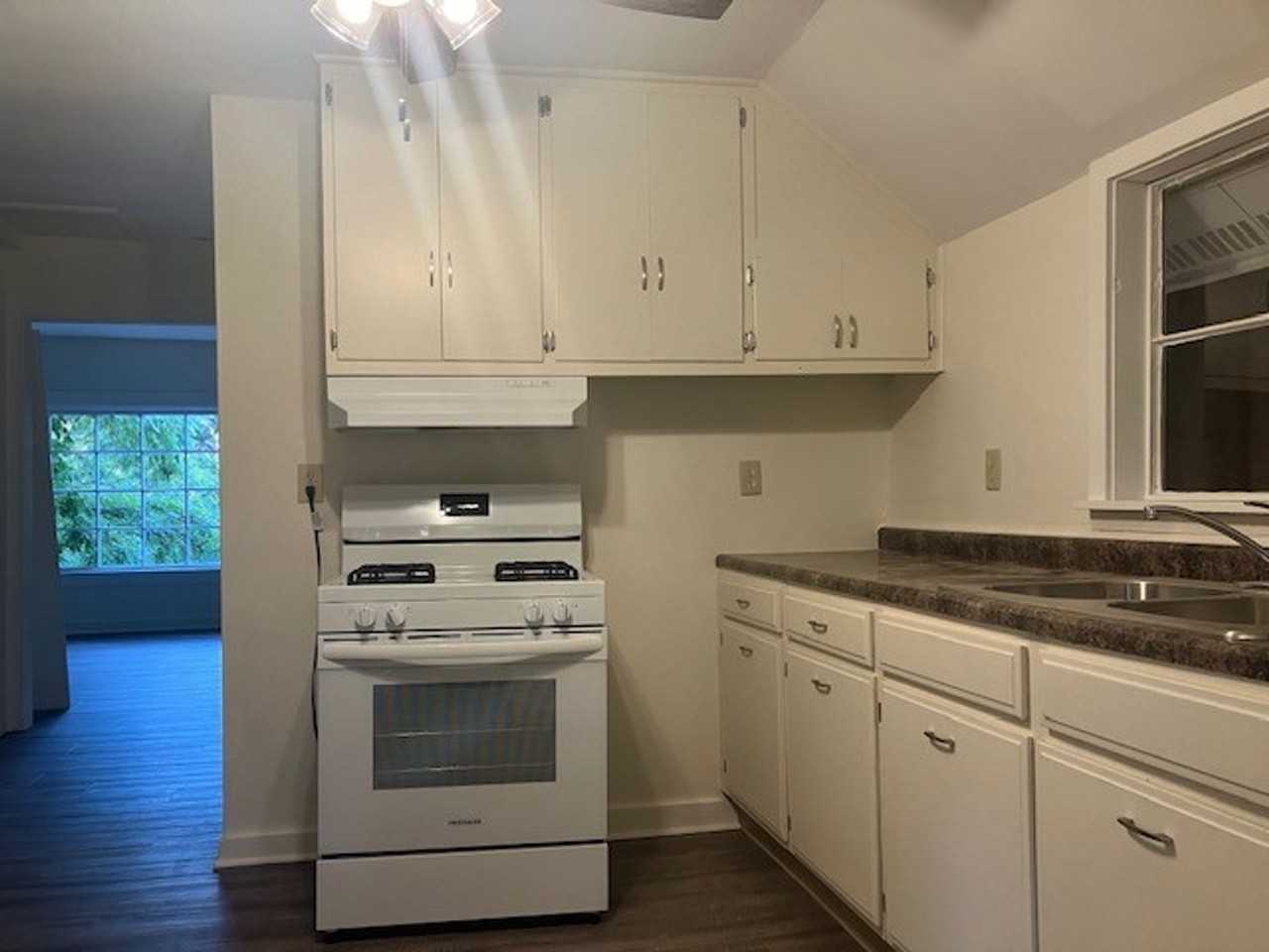 208 S Main Street - Photo 2 of 12