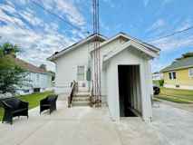 1706 Avenue B - Photo 1 of 1