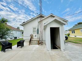 featured image of 1706 Avenue B