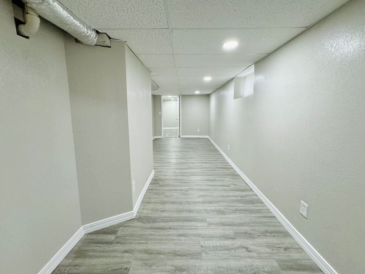 1706 Avenue B - Photo 3 of 6