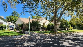 featured image of 935 Swanston Dr