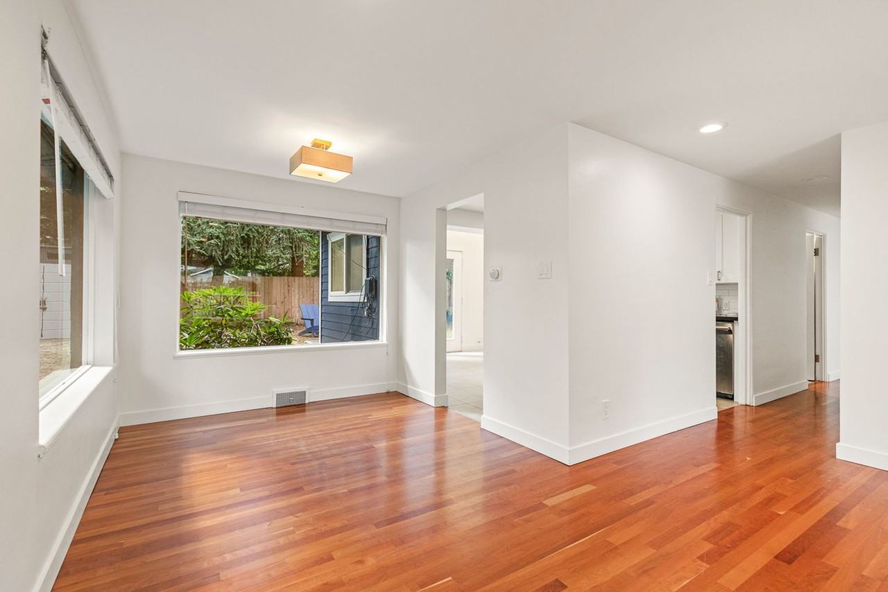 2955 72nd Ave Se - Photo 4 of 20