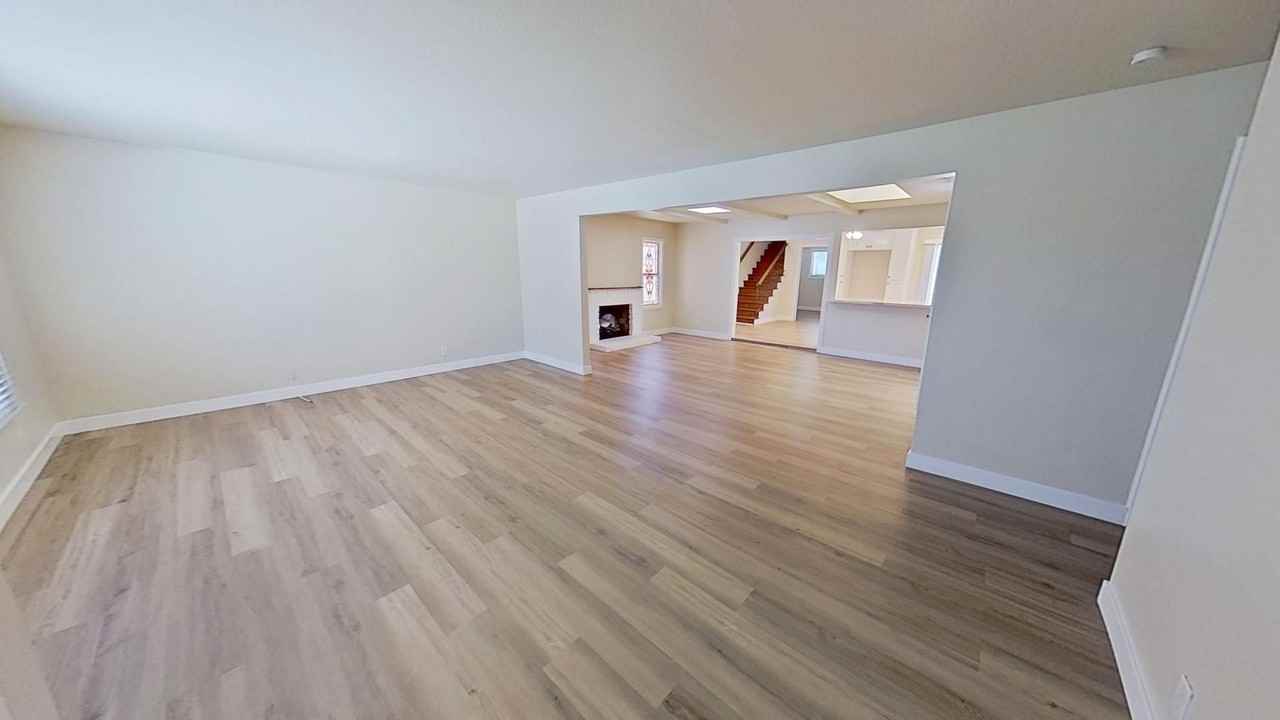 16341 Arlington Ln - Photo 2 of 29