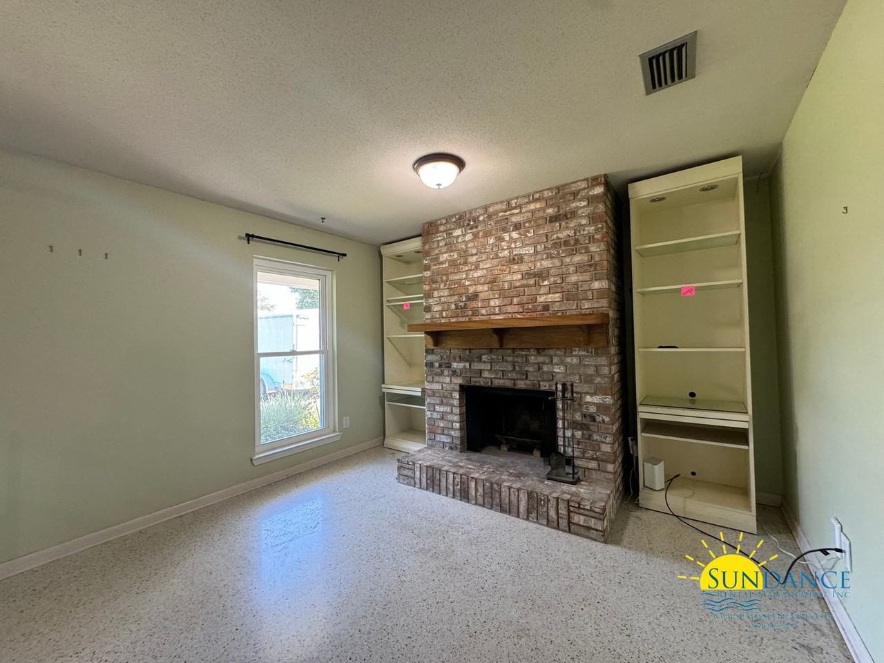 25 Sharilyn Dr - Photo 3 of 20