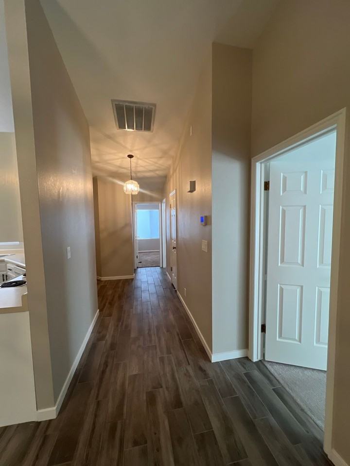 675 Ridge Rim Way - Photo 7 of 21