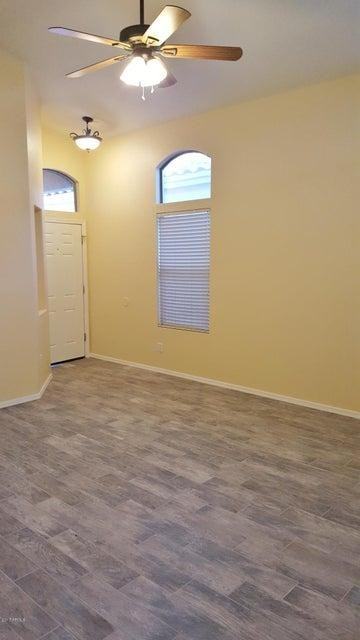 4941 W Jeremy Dr - Photo 2 of 11