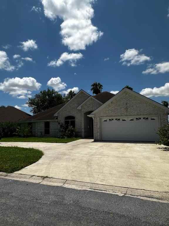 210 Ohara Dr - Photo 2 of 23