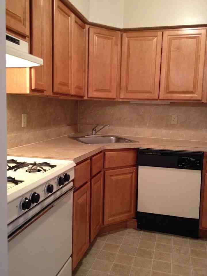 The Yorklyn Apartments and Townhomes - Photo 7 of 50