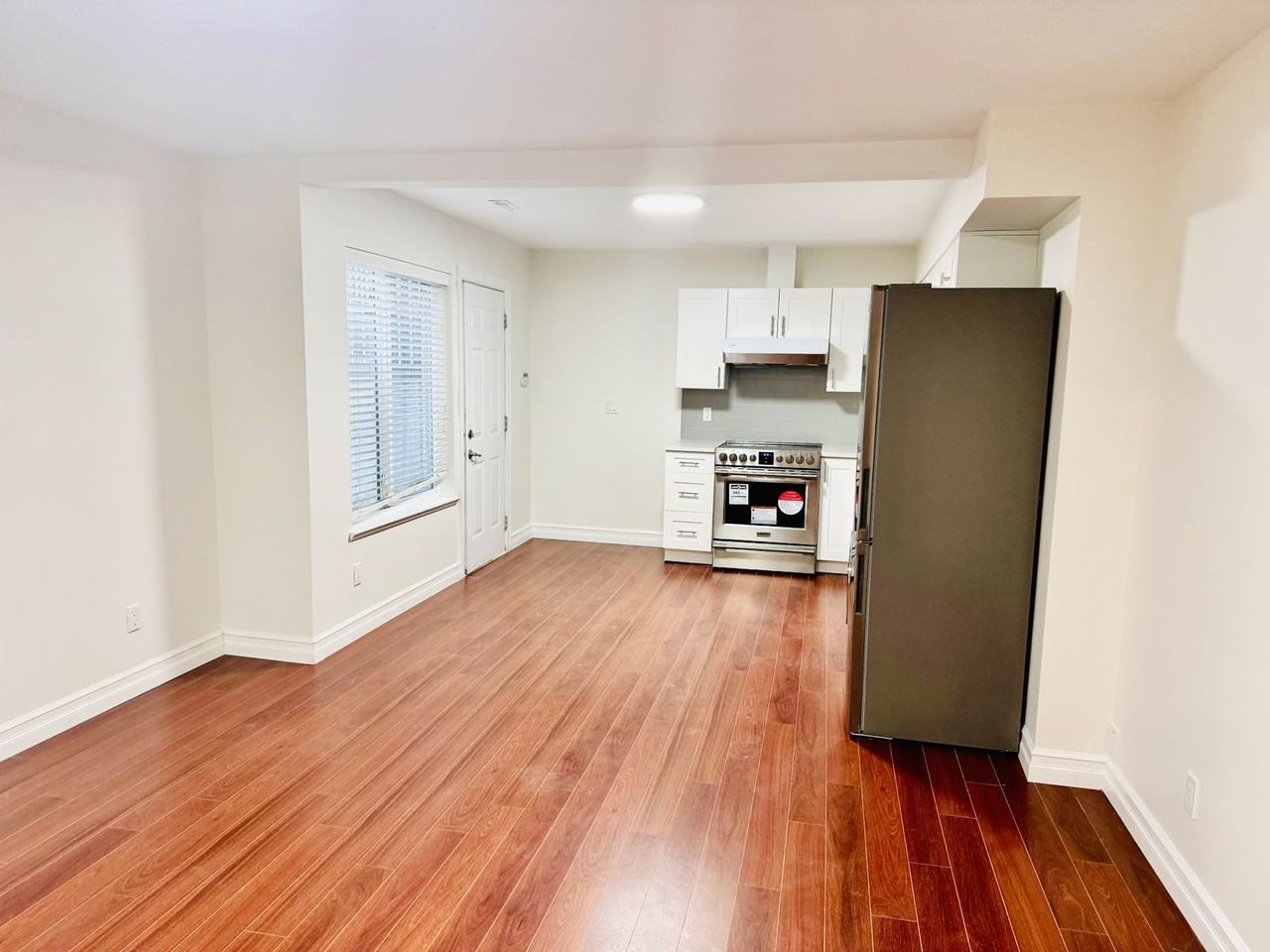 3758 154 Street - Photo 3 of 9