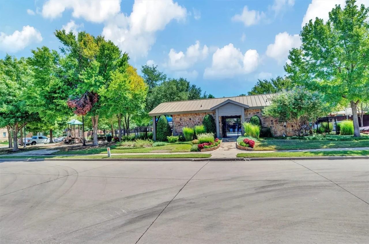 1601 Long Prairie Ct - Photo 4 of 28