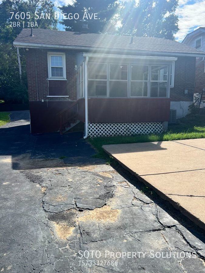 7605 San Diego Ave - Photo 3 of 12