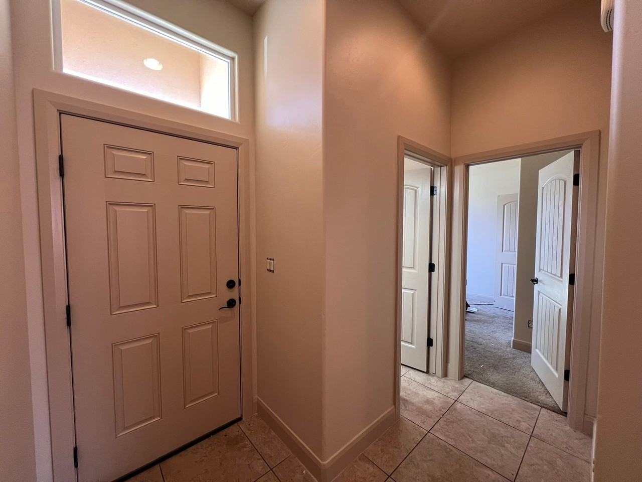 2554 W 260 N - Photo 3 of 20