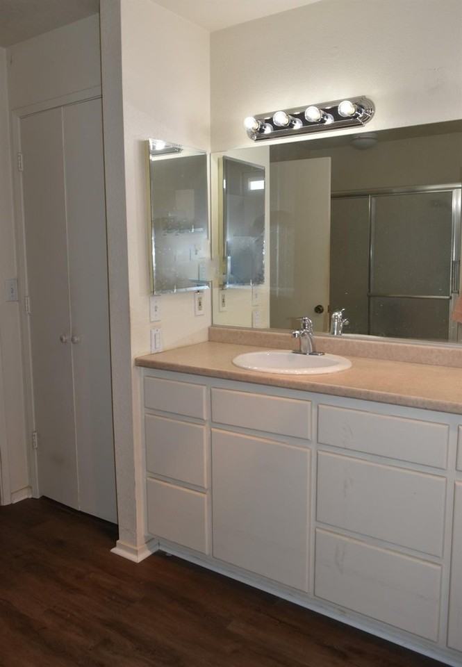 15127 Osceola Rd - Photo 5 of 47