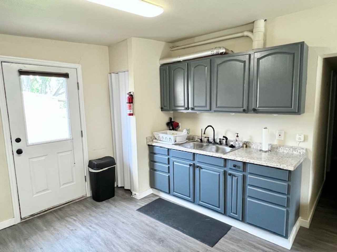 1015 W 54th Ave - Photo 2 of 15