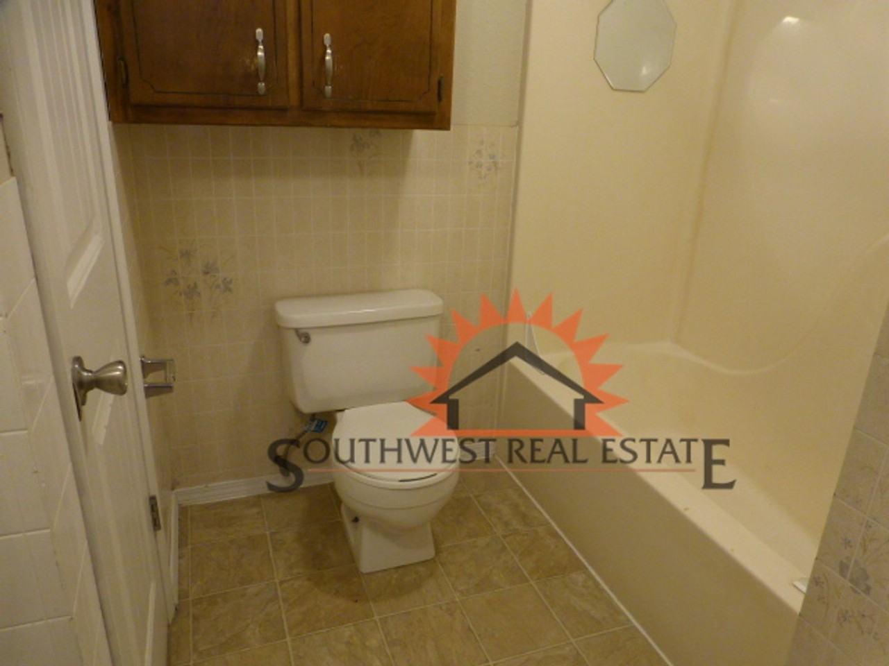 501 E 2nd St - Photo 6 of 18