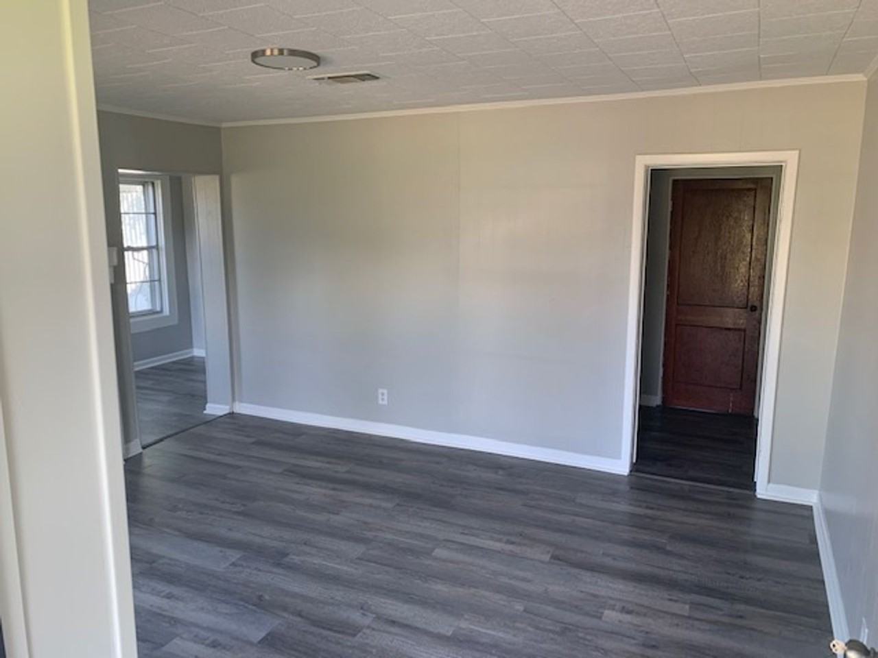 40035 Hamilton Rd - Photo 2 of 10