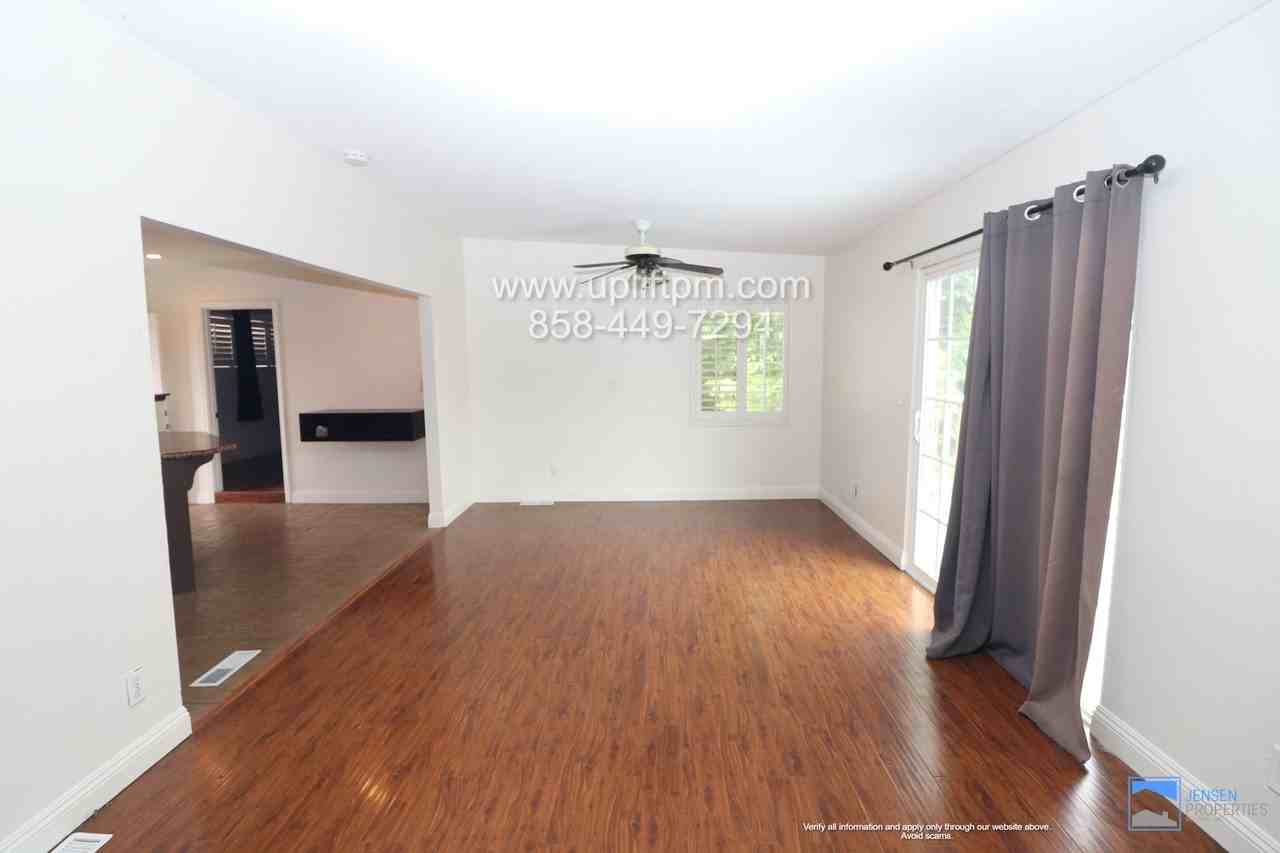 2035 Paradise St - Photo 3 of 12