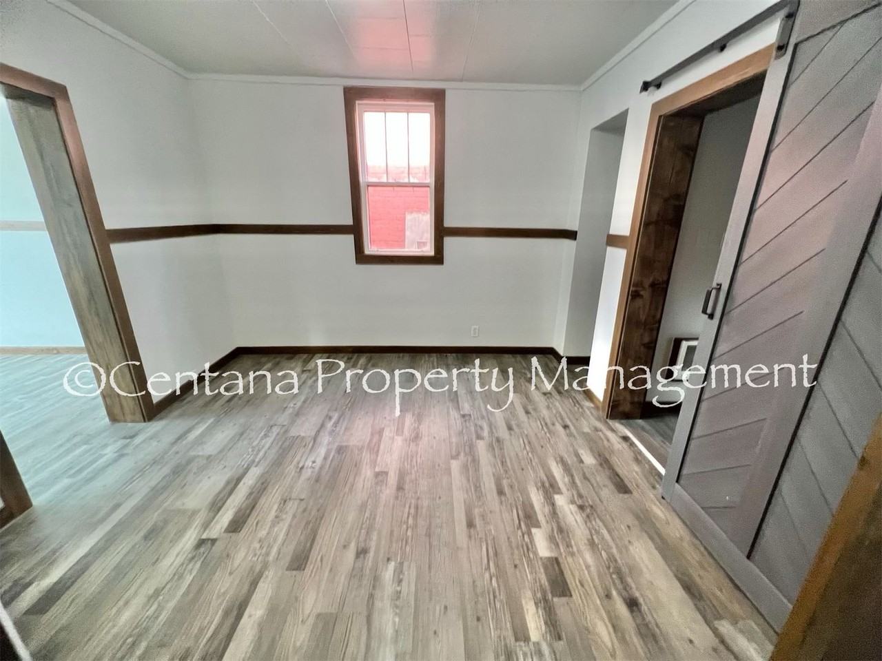 521 Birch St - Photo 7 of 24