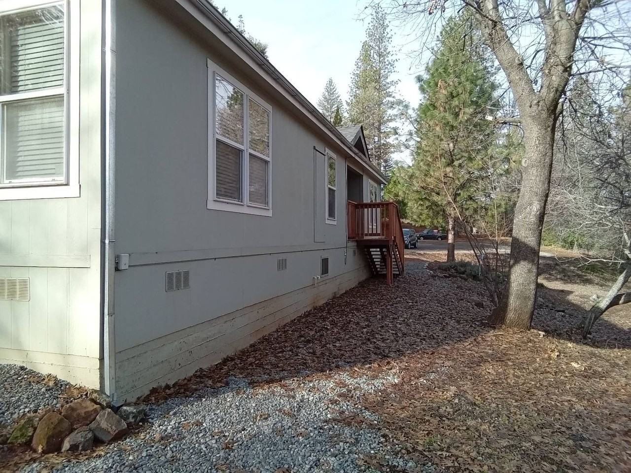 331 Black Bart Rd - Photo 2 of 3