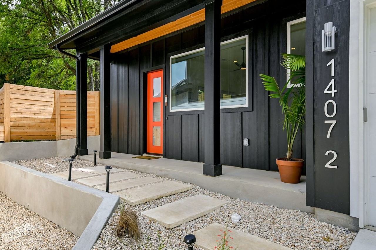 1407 Greenwood Ave #2 - Photo 4 of 25